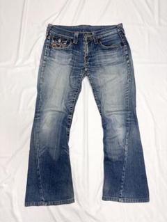 美品TRUE RELIGION フレアデニム ブーツカット 32 美品 TRUE RELIGION ブーツカット bootcut フレアデニム