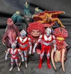 ウルトラマングレート・パワード＆登場怪獣（バンダイ）ソフビ７体セット＋１ ウルトラマングレート・パワード＆登場怪獣（バンダイ）ソフビ7