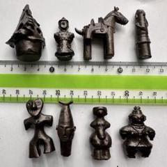 売ってない非売品。激レアの縄文土器上部のフチで穴が空いています 売ってない非売品。激レアの縄文土器上部のフチで穴が空い