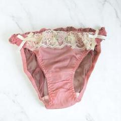 新品未使用 ピーチジョン 花柄レースパンティ S ショーツ