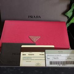 PRADA M608 テッサuto 二つ折り財布 ペオニア PRADA M608 テッサuto 二つ折り財布 ペオニア - メルカリ
