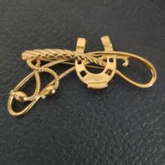バーバリー　ブローチ　ヴィンテージ　馬具モチーフ　レア バーバリー ブローチ ヴィンテージ 馬具モチーフ レア - メルカリ