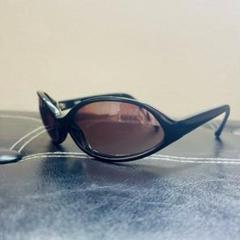 えろビス HYDE着 同型同色 Ray-Ban サングラス 美品 えろビス様 極稀少個体 サングラス ブラック グラデーション