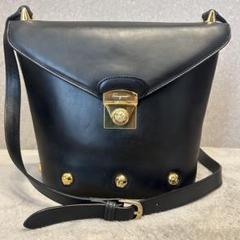 フェラガモ レザー ショルダーバッグ ブラック AN21 3690 ゴールド金具