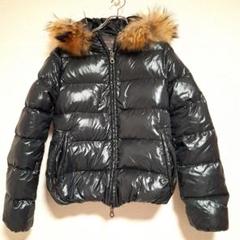 【美品】デュベティカ DENEB デネブ　ラクーンファー ダウンコート 黒　40 APDT182D0043N011257R999d.jpg