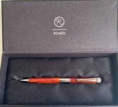 ロメオ ROMEO ペンケース 新品購入 未使用品 新発売】銀座 伊東屋〈ROMEO〉筆記具をやさしく守る イタリアン