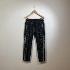 極美品 23AW LUXEAKMPLUS × roar 総柄ロゴ防風ロングパンツのサムネイル