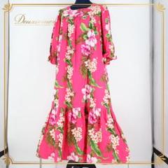 【フラダンス衣装】ピンク ワンピース ドレス ハイビスカス柄 白 緑 花柄