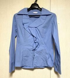a.v.vスカイブルーのブラウスです。