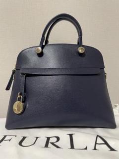 【期間限定お値下げ】　FURLA パイパー　ネイビー　美品 楽天市場】フルラ FURLA 2WAYバッグ パイパー M レザー 紺