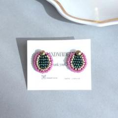 ビーズ刺繍ピアス　大人可愛い　ハンドメイド