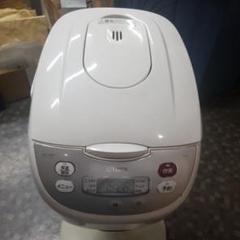 ホワイト炊飯器 デジタル表示 タイガー 炊飯器 デジタル表示 ホワイト JBH-G2 2021年製 - メルカリ