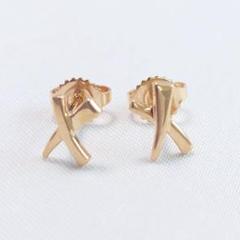 極美品 オールドティファニー キス シグネチャー クロスステッチ ピアス k18 2025年最新】ティファニー ピアス キス K18の人気アイテム