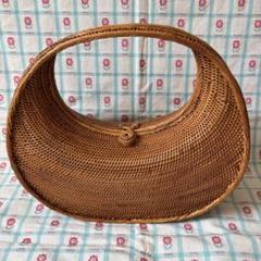 ❤️⭐️【新品・未使用】インドネシア・バリ島　アタ籠バッグ❣️ 竹籠蓋付アタカゴバッグ バリ島 - メルカリ