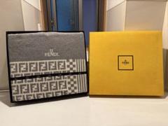 2025年最新】fendi 毛布の人気アイテム - メルカリ