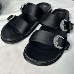 ⭐︎新品未使用⭐︎ ZARA ビジュー付きサンダル 36 ブラック ZARA ビジュー付きサンダル 36 ブラック - メルカリ