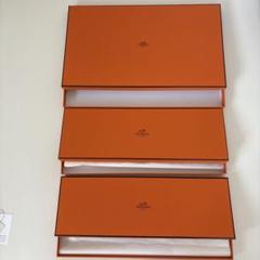 HERMESストール 【美品】箱(梱包)&袋付き HERMES 未使用品◎エルメス 22年製 カレ140 Grand Tralala