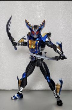 「掘り出し」shf真骨彫規格カスタム　サソード S.H.フィギュアーツ 仮面ライダーサソード (完成品) - ホビー