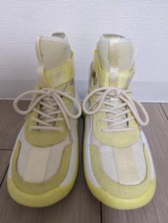 UGGライトイエロー ハイカットスニーカーのサムネイル