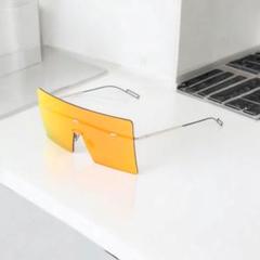 ディオールオム　 個性豊かな攻めてカッコいいサングラス　眼鏡　メガネ　美品　箱