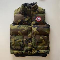 【美品】カナダグース ダウンベスト US/S 迷彩 カモフラージュ 美品】カナダグース ダウンベスト US/S 迷彩 カモフラージュ