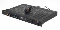 Roland SDE-1000 デジタルディレイエフェクター 通電/動作確認済み Roland SDE-1000 デジタルディレイエフェクター 通電/動作確認済み