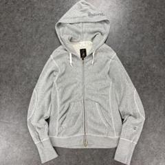 Champion Reverse Weave ILA Vee Dub パーカー