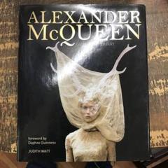 洋書 ALEXANDER McQUEEN FASHION VISIONARY 81P8lRRokUL.jpg