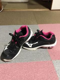Mizuno Wave Lightning Z2 ブラック/ピンク シューズ