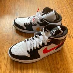 【新品未使用】NIKE WMNS AIR JORDAN 1 MID 25.5