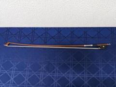 チェロ弓4/4　新品　銀線のところが凝ってる チェロ弓4/4 新品 銀線のところが凝ってる - メルカリ