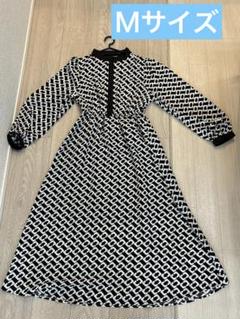 ワンピース　Ｍサイズ　レディース　美品　長袖