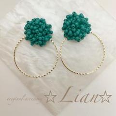 2wayピアス　イヤリング✩︎⡱ビーズフラワー　グリーン✖︎デザインフープ