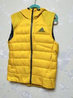 新品未使用adidas アディダスフード付き92% ダウンベスト - メルカリ