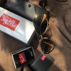 Ray-Ban Ngeiuアビエーターサングラス ゴールドRB3025のサムネイル