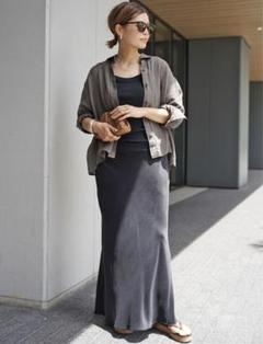24 美品 Deuxieme Classe Cu/R マキシスカート 定価2.2 Deuxieme Classe（ドゥーズィエムクラス）の「Cu/R マキシ