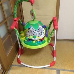 はらぺこあおむし　　　　　　アクティビティジャンパー