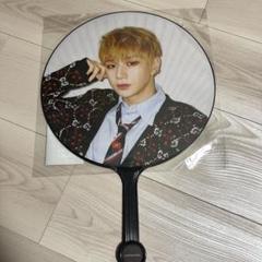 ワナワン wannaone カンダニエル アクスタ うちわ 缶バ ステッカー