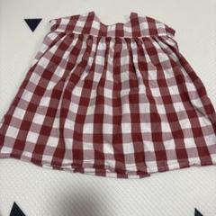 プチバトー　赤と白のチェック柄トップス