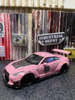 リバティーウォーク MINI GT LB★WORKS GT-R PINK