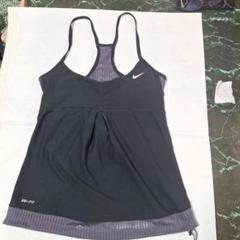 NIKE1着Reebok2着合計3着です。