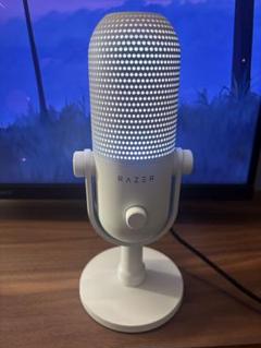 中古　美品　Razer レイザー Seiren V3 Miniホワイト Amazon.co.jp: Razer レイザー Seiren V3 Mini White
