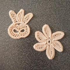 紅茶染め　アイリッシュクロッシェ　レース編み　モチーフ　ハンドメイド　パーツ　花