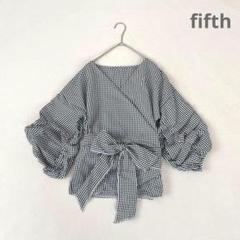 ゆーみん ⭐️クロエ　長袖ブラウス　フリル　カシュクール　ギンガムチェック s0374 美品 フィフス【F】カシュクールブラウス フリル袖