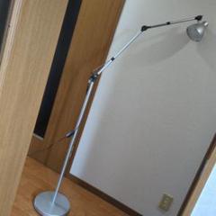 ◯シルバー フロアスタンド照明ランプ