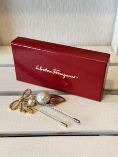 美品新品未使用！美しいSalvatore Ferragamo フラワーコサージュ ◇SALE◇◇ゆうパック送料無料◇デザインフラワーコサージュ