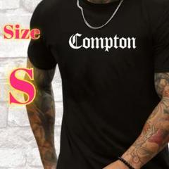 【ストリート映え◎】Comptonロゴ半袖Tシャツ 黒Sのサムネイル