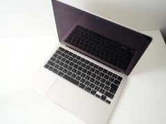 MacBook Air M3 スターライト512GB/16GB 13インチ