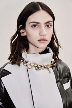 2025年最新】sacai レディース ネックレスの人気アイテム - メルカリ