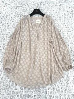 Pheeta フィータ　カットジャガードブラウス　定価36300円 Pheeta フィータ カットジャガードブラウス 定価36300円 - メルカリ
